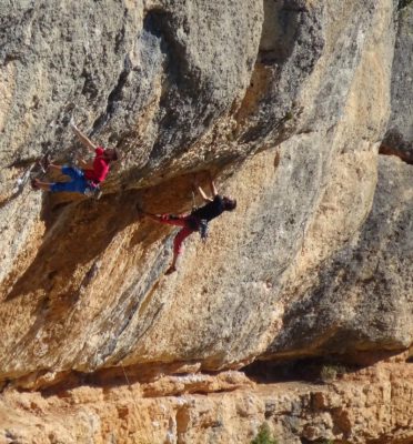 Escalada en roca y cata de vinos en la DO Terra Alta